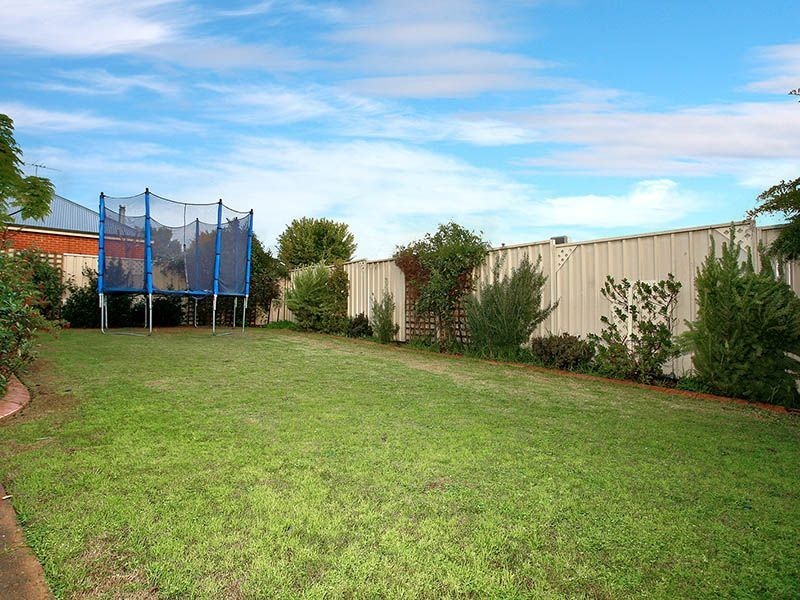 5 Phyllis Court, Wynn Vale SA 5127