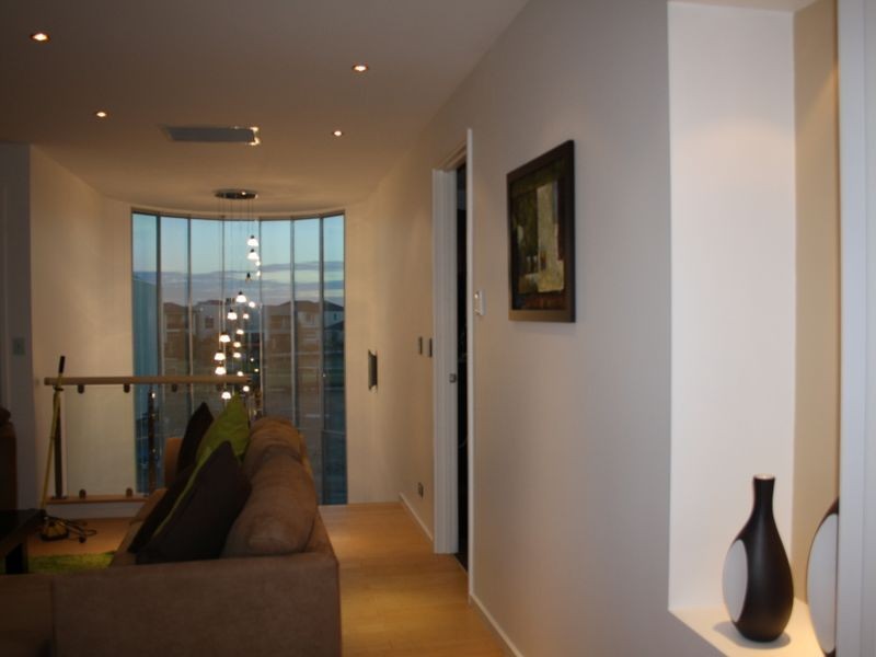 8 Macmillan Avenue, Mawson Lakes SA 5095