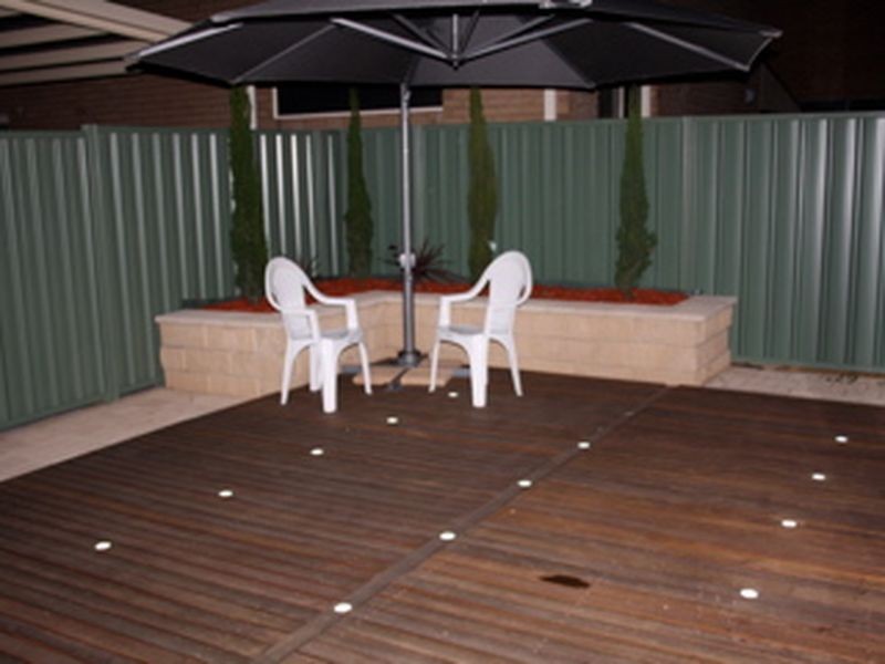 8 Macmillan Avenue, Mawson Lakes SA 5095