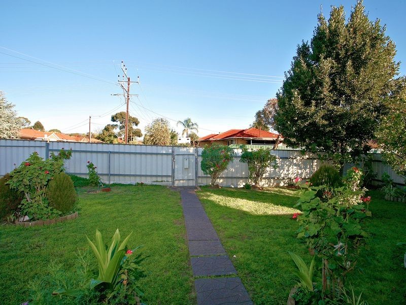 52 Pompoota Rd, Modbury SA 5092