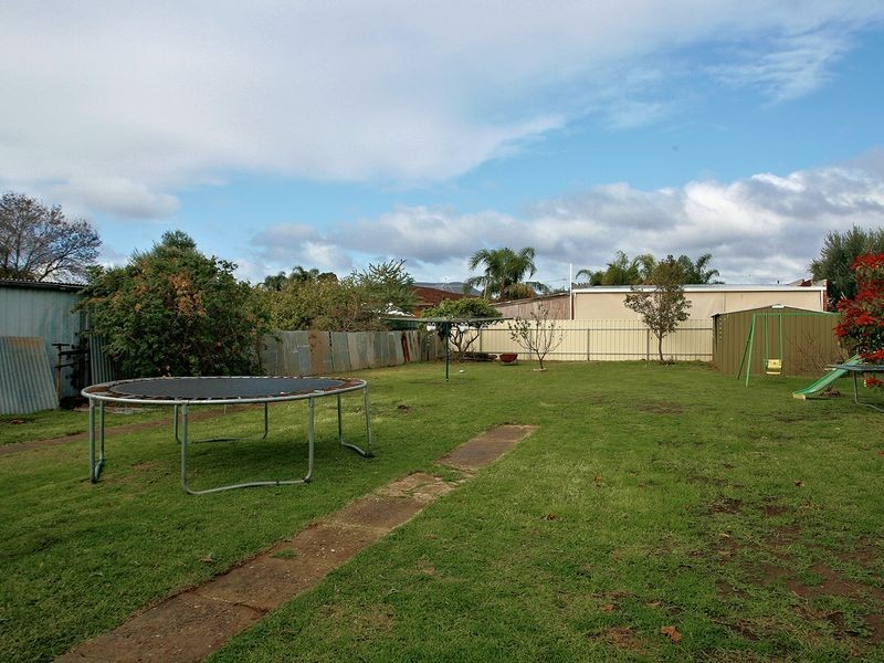 7 Chapel Street, Campbelltown SA 5074