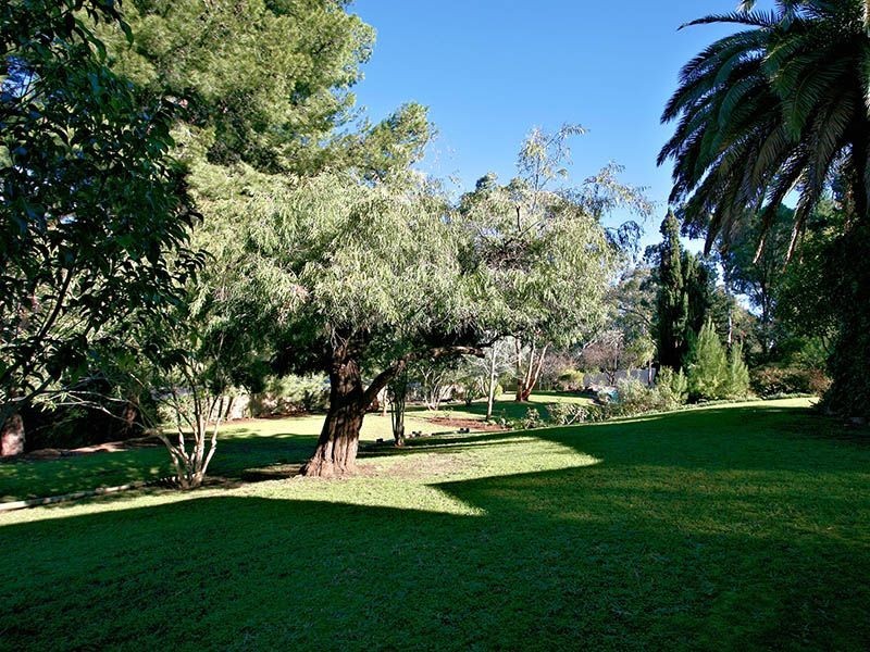 25 Altair Avenue West, Hope Valley SA 5090