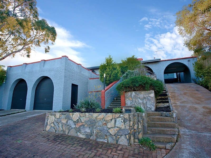 5 Mintanta Drive, Banksia Park SA 5091