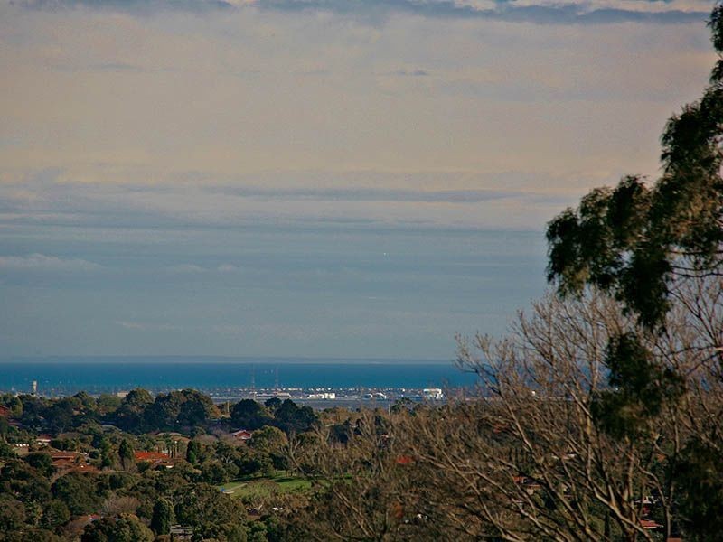 5 Mintanta Drive, Banksia Park SA 5091