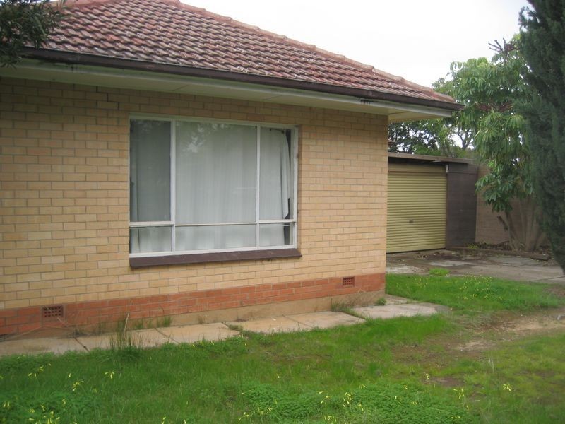 7 Gould Street, Para Hills SA 5096