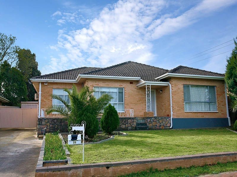 25 Southern Terrace, Holden Hill SA 5088