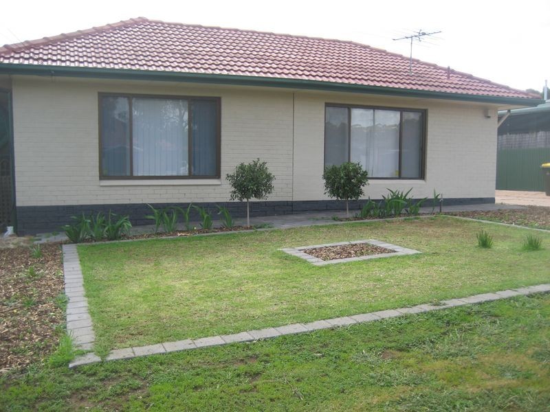 22 Leabrook Drive, Para Hills SA 5096