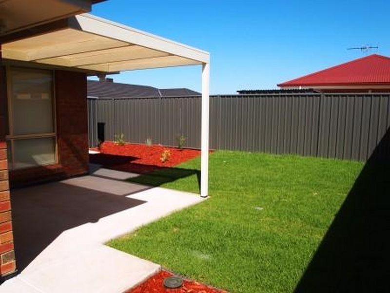 182 (Lot 1 President Avenue, Andrews Farm SA 5114