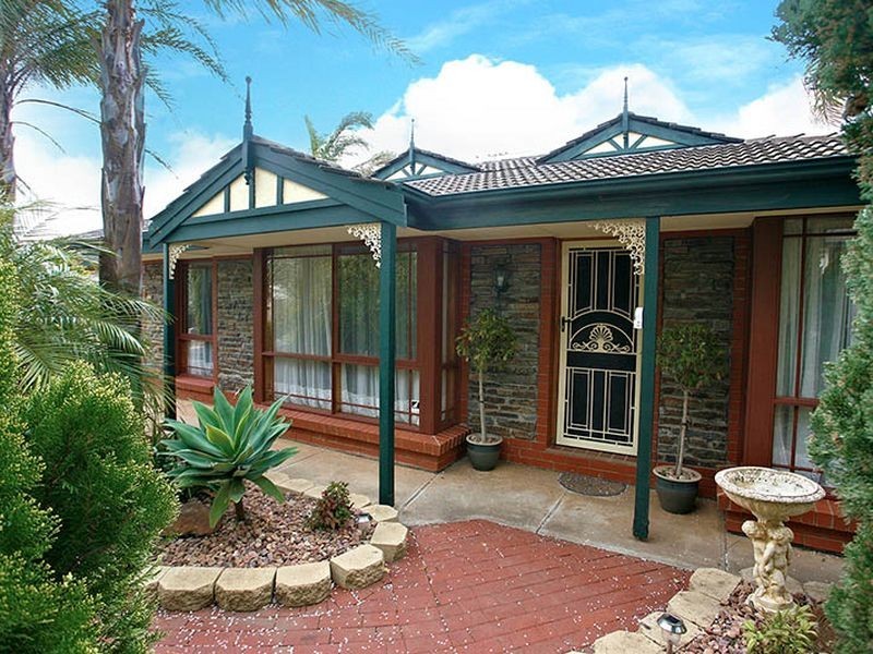 6 Baynes Court, Greenwith SA 5125