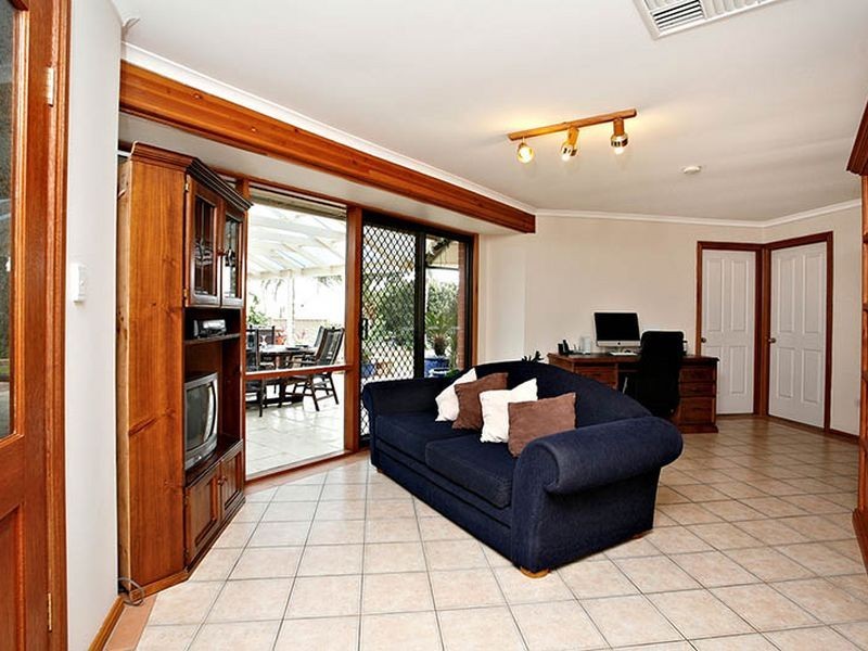 6 Baynes Court, Greenwith SA 5125