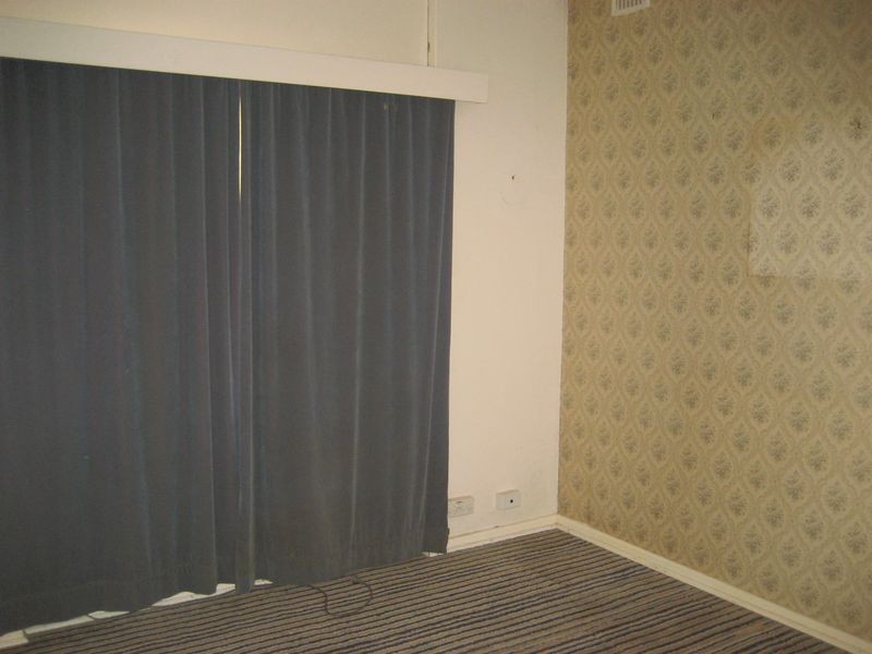 18 Murrell Road, Para Hills SA 5096