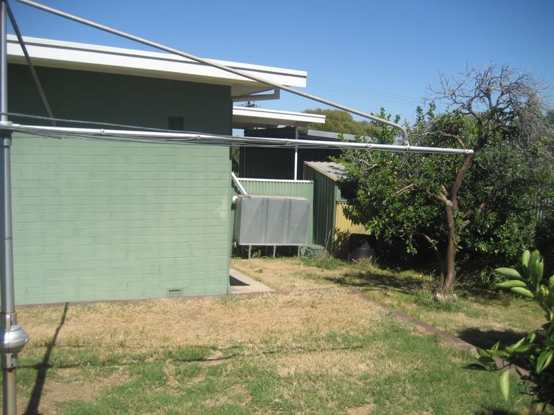 18 Murrell Road, Para Hills SA 5096