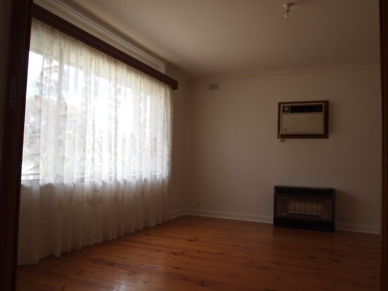 2 Parcoola Ave, Hope Valley SA 5090