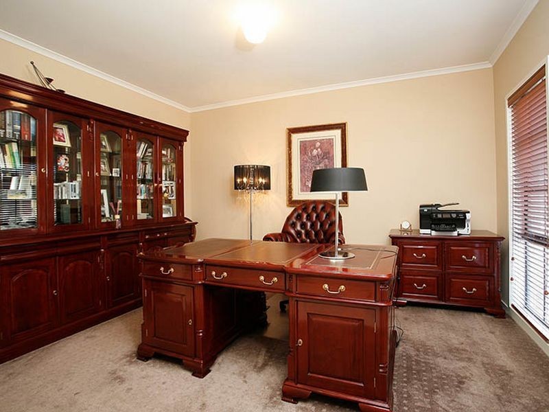 32 Newland Way, Mawson Lakes SA 5095