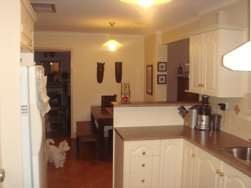 2 Pope Crescent, Hope Valley SA 5090