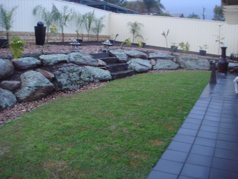 2 Pope Crescent, Hope Valley SA 5090