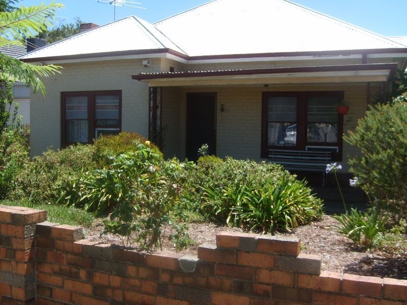 21 Edgecombe Street, Woodville North SA 5012