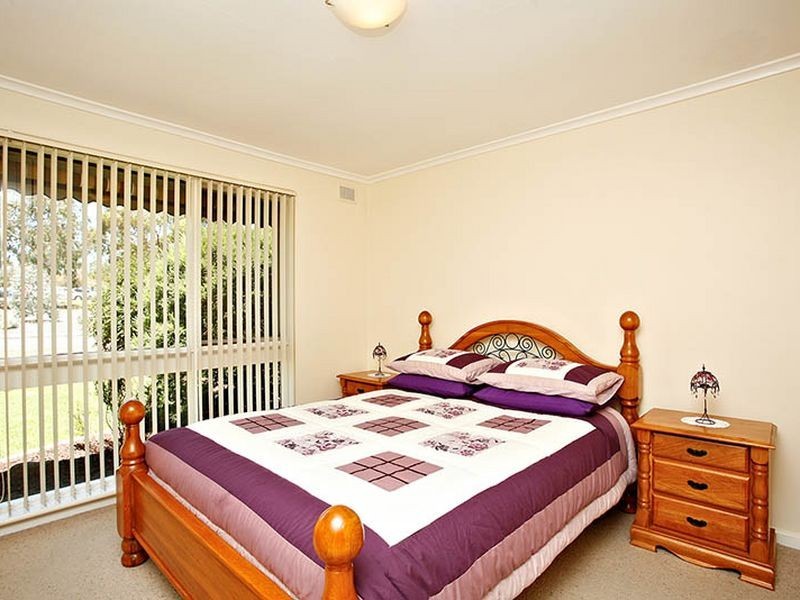 498 Bridge Road, Para Hills West SA 5096