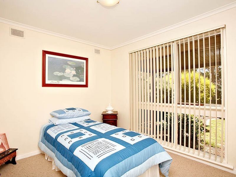 498 Bridge Road, Para Hills West SA 5096