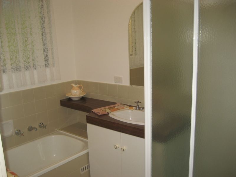 170 Milne Rd, Para Hills SA 5096