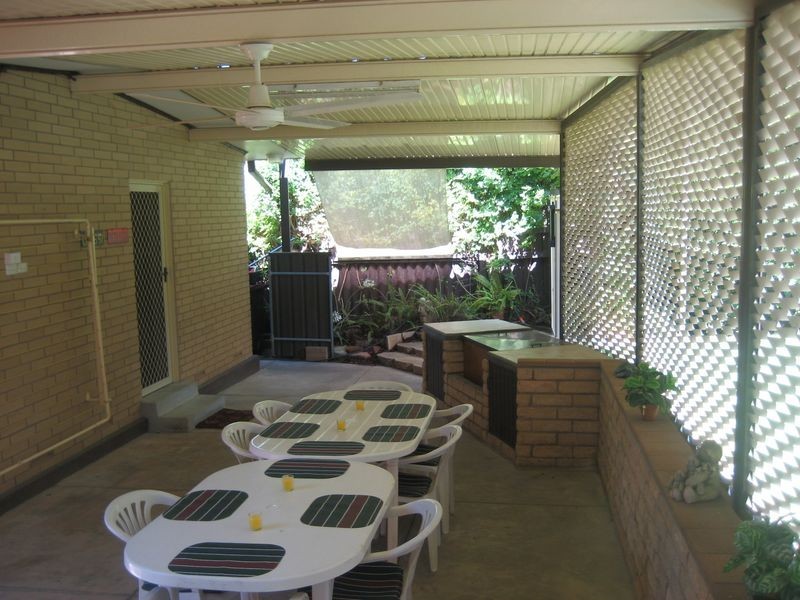 170 Milne Rd, Para Hills SA 5096