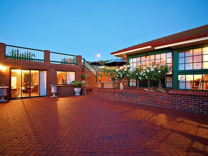 22 Linwood Court, Wynn Vale SA 5127