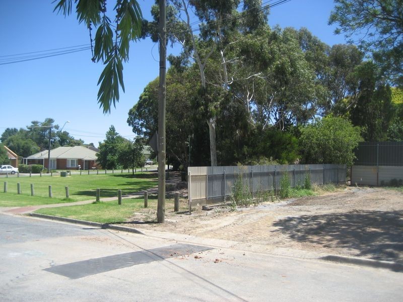 241/ Berri Road, Hope Valley SA 5090