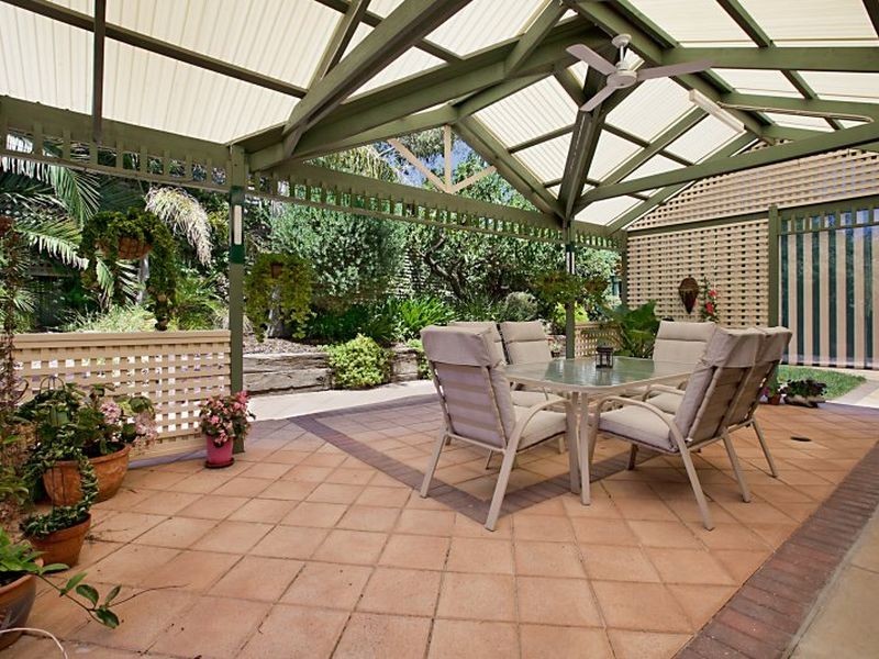 6 Birkdale Close, Fairview Park SA 5126