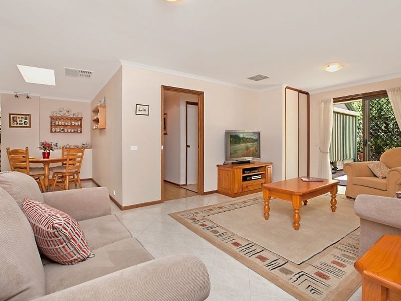 6 Birkdale Close, Fairview Park SA 5126