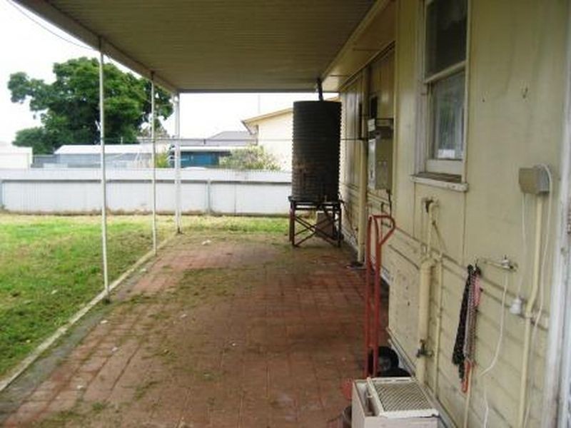 2 Shalford Terrace, Campbelltown SA 5074