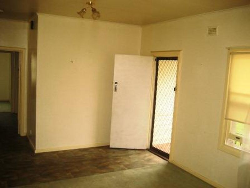 2 Shalford Terrace, Campbelltown SA 5074