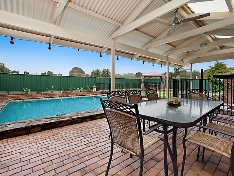 25 Taworri Road, Fairview Park SA 5126