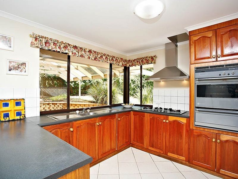 7 John Renwick Place, Modbury Heights SA 5092