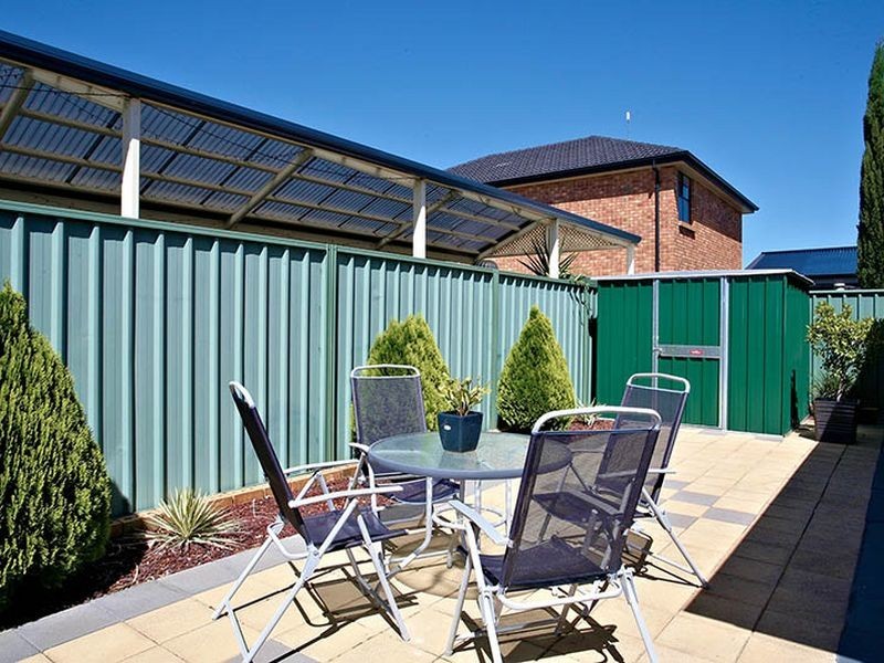 8 Heard Avenue, Mawson Lakes SA 5095