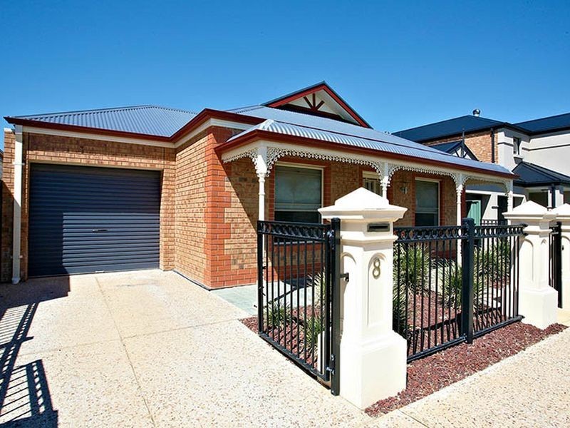 8 Heard Avenue, Mawson Lakes SA 5095