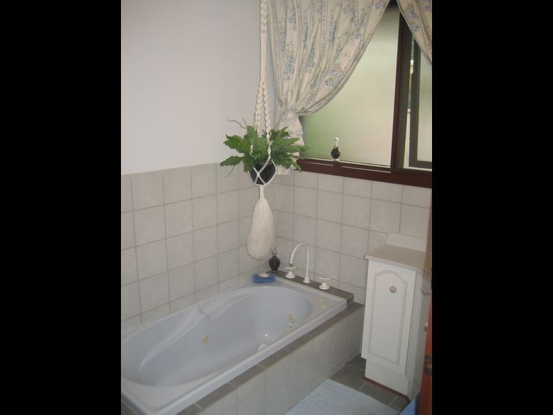 8 Kingsford Smith Street, Modbury Heights SA 5092