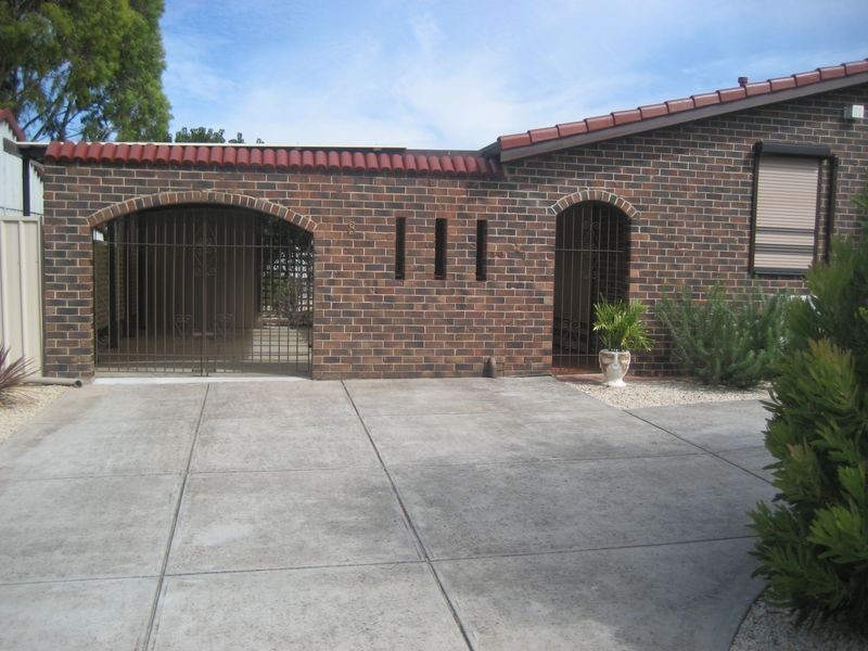 8 Kingsford Smith Street, Modbury Heights SA 5092