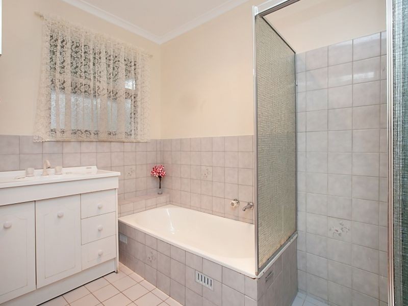 20 Addington Ave, Surrey Downs SA 5126