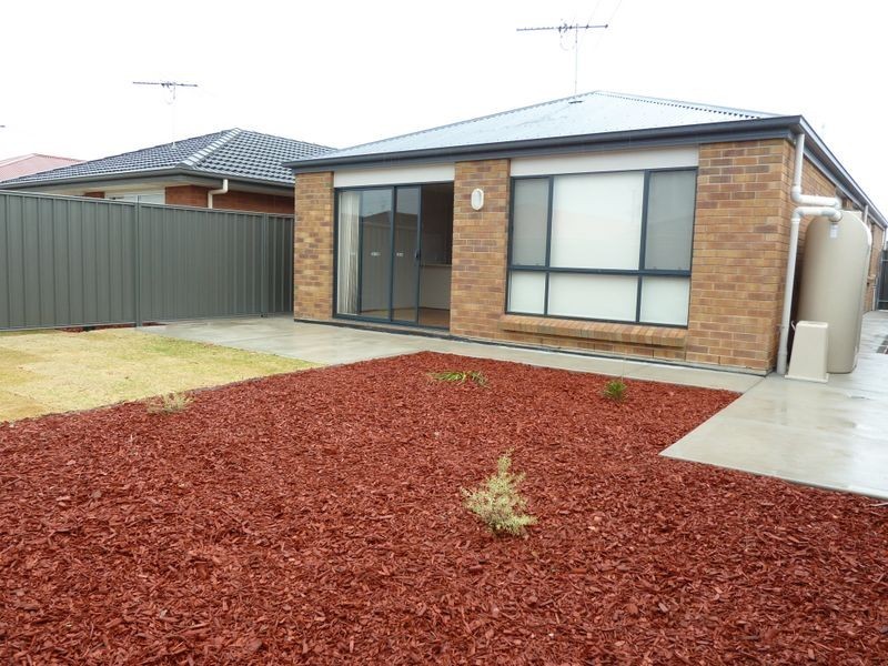 1 Jade Court, Munno Para West SA 5115