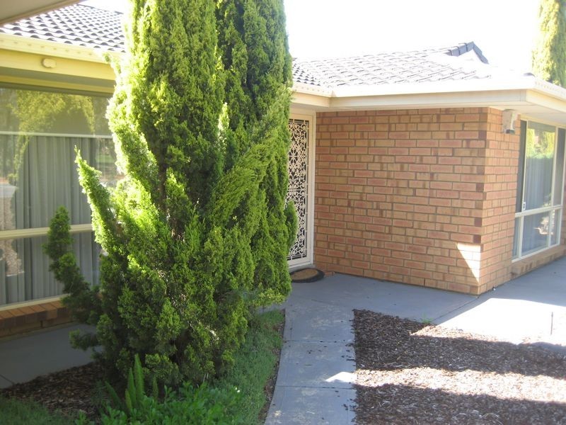 50 Canterbury Drive, Salisbury Heights SA 5109