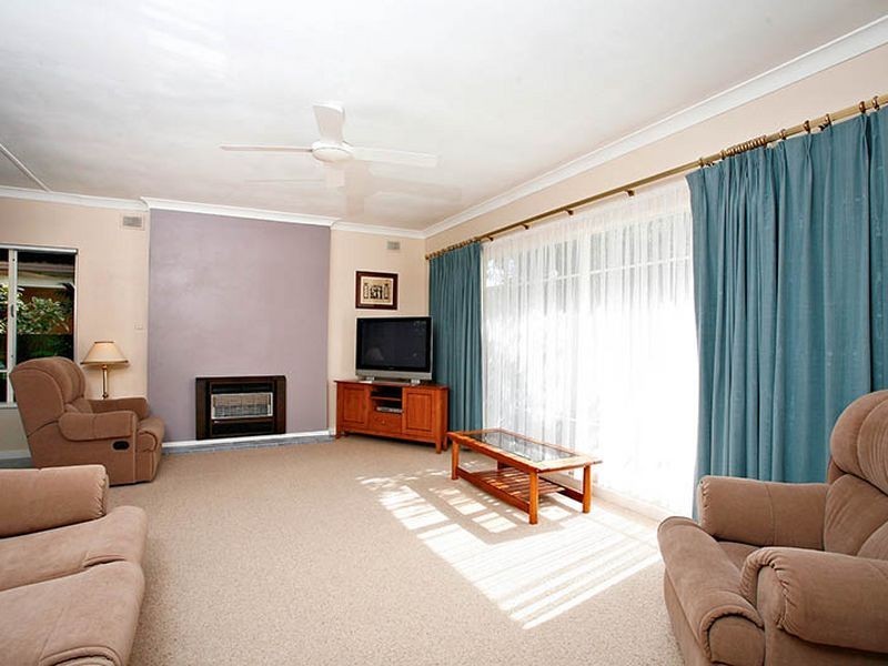 437 Grenfell Road, Banksia Park SA 5091