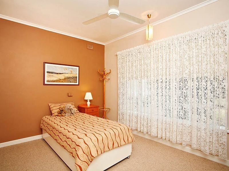 437 Grenfell Road, Banksia Park SA 5091