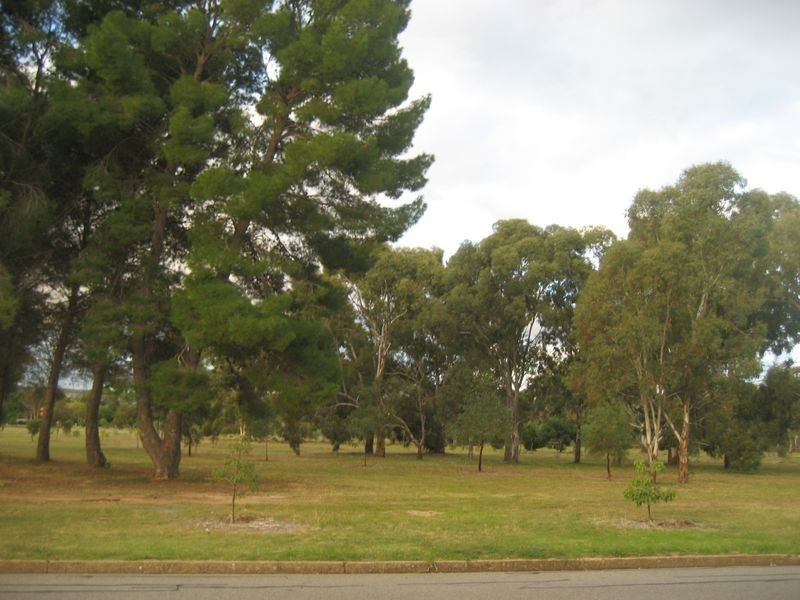 32 Shaftesbury Road, Elizabeth Vale SA 5112