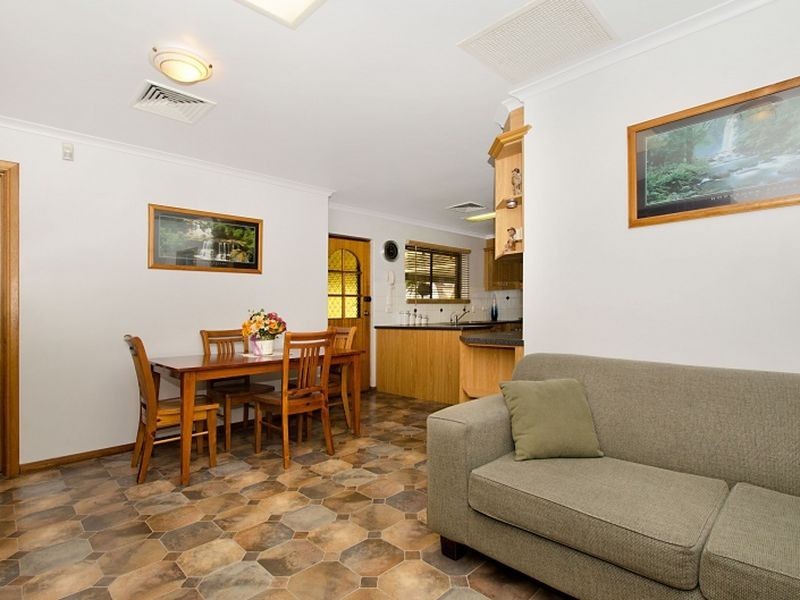17 Plover Avenue, Modbury Heights SA 5092