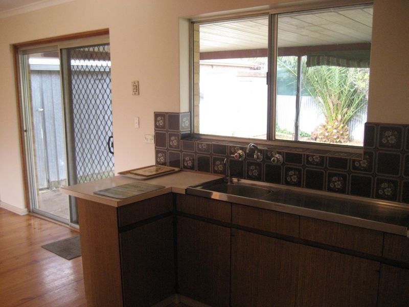 1 Benton Court, Modbury SA 5092