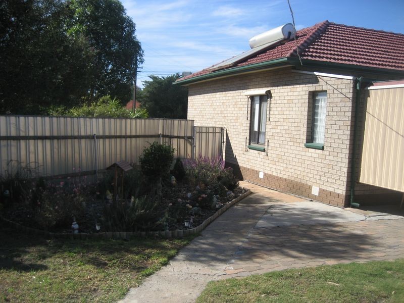 18 Kenmare Street, Taperoo SA 5017