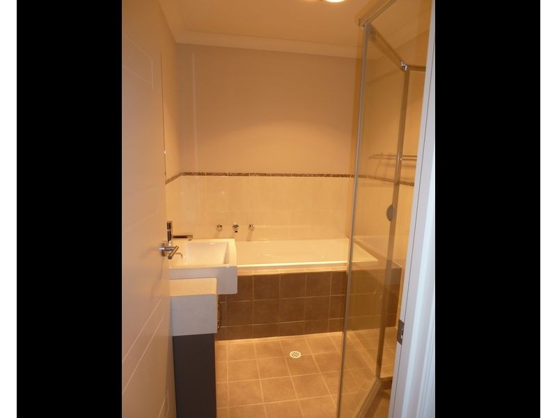 3 Pine Court, Mawson Lakes SA 5095