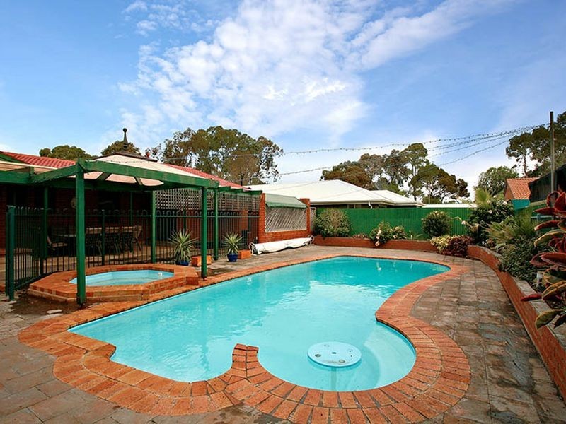6 Wandora Crescent, Salisbury Park SA 5109