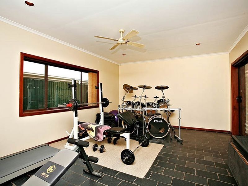 6 Wandora Crescent, Salisbury Park SA 5109