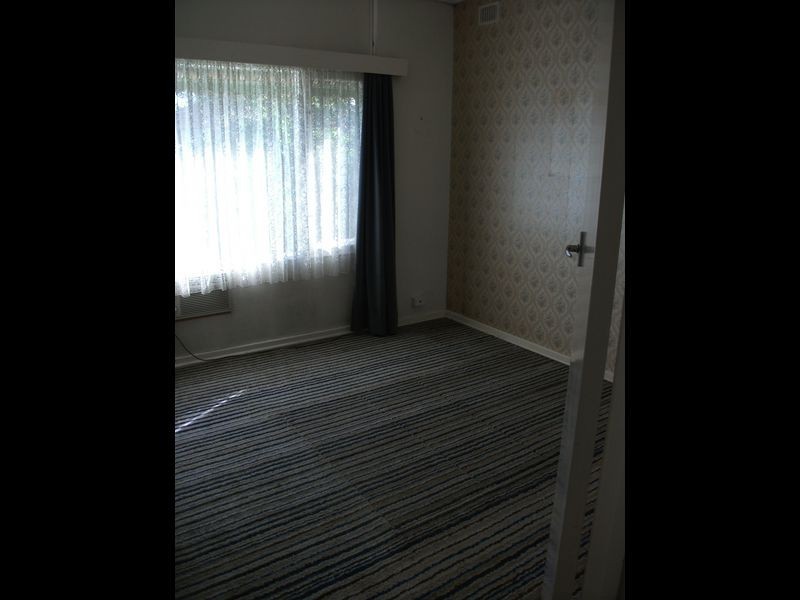 18 Murrell Road, Para Hills SA 5096